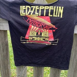 ✨LAST ONE✨vintage LedZeppelin mothership shirt